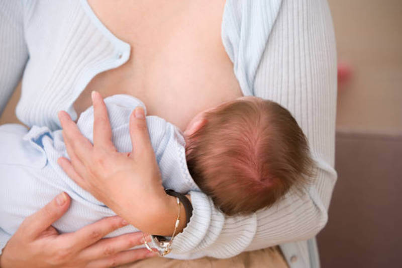 Breastfeeding 101: Useful Tips For New Mothers